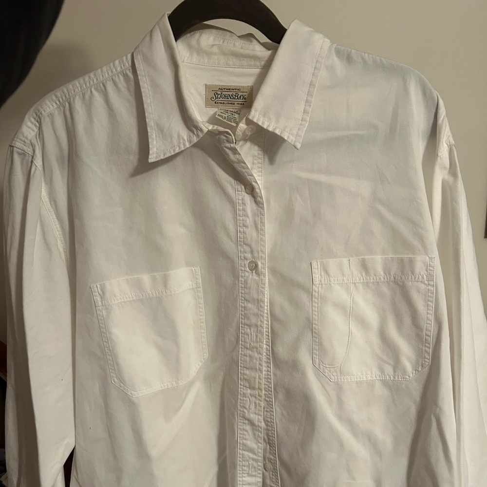 XL White St John’s Bay Button up